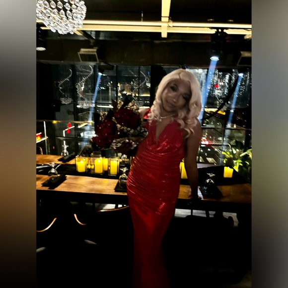 Red Evening Gown with an open back - Picture 1 of 4